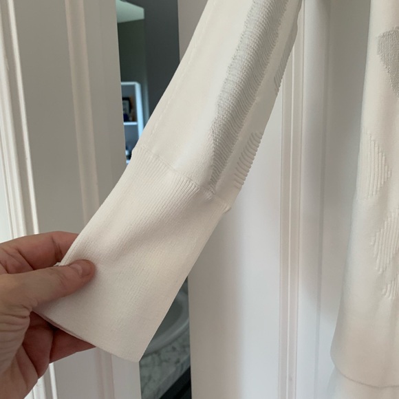 Joseph Ribkoff Size M top - Picture 4 of 15